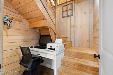 Tucked away in the highly sought after Clarkdale school district - photo 21