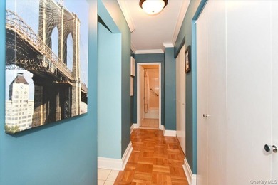 Resort-style living awaits at the luxury WaterEdge Towers! - photo 21