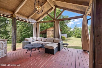 Tucked away in the highly sought after Clarkdale school district - photo 31