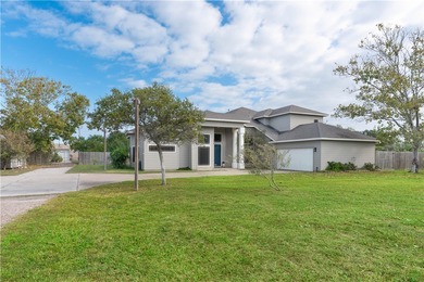 (private lake, pond, coastal) Home For Sale in Corpus Christi Texas