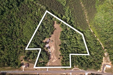 Tucked away in the highly sought after Clarkdale school district - photo 45