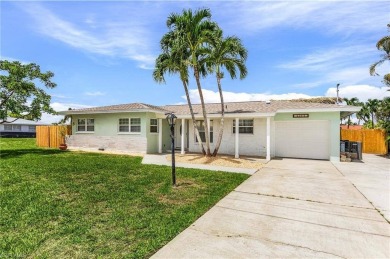 Caloosahatchee River Home For Sale in Cape Coral Florida