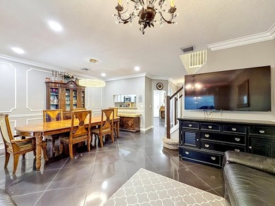 Beautifully updated 3-bedroom, 2.5-bath partial lake view - photo 19