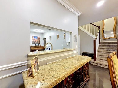 Beautifully updated 3-bedroom, 2.5-bath partial lake view - photo 20