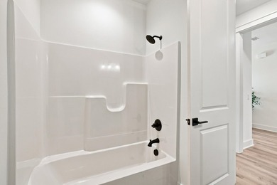 Brand-New Construction | No HOA | STR-Friendly | Minutes to the - photo 24
