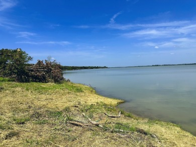 Pristine 1.09 Waterfront Lot on RC Lake! - photo 23