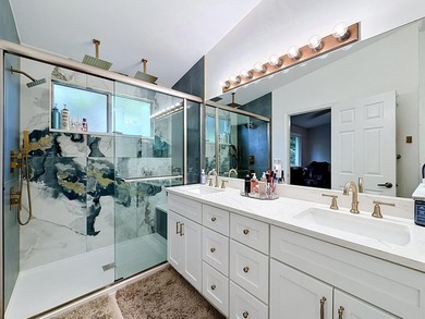 Beautifully updated 3-bedroom, 2.5-bath partial lake view - photo 30