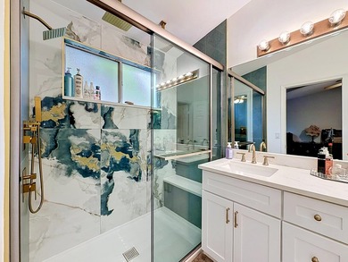 Beautifully updated 3-bedroom, 2.5-bath partial lake view - photo 31