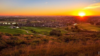 Tucked into the highly sought-after Water Valley community, this - photo 33