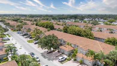 Beautifully updated 3-bedroom, 2.5-bath partial lake view - photo 50