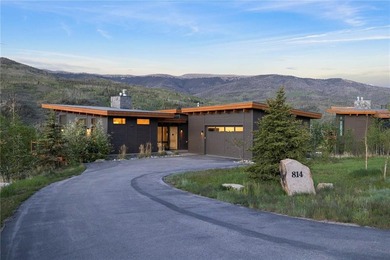 Tucked against protected National Forest land, 814 Maryland - photo 2