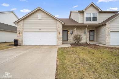 (private lake, pond, creek) Townhome/Townhouse Active Under Contract in Shorewood Illinois