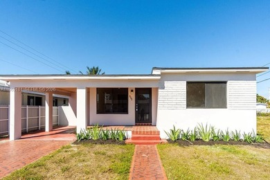 (private lake, pond, coastal) Home For Sale in Hialeah Florida