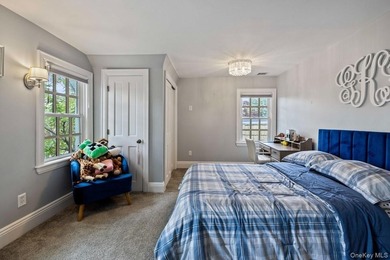 Move right into this beautiful Colonial on a tree-lined block in - photo 11