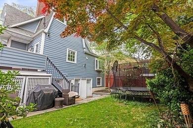 Move right into this beautiful Colonial on a tree-lined block in - photo 16
