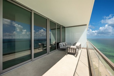 Seller motivated, Turnkey residence, South East corner on the - photo 19