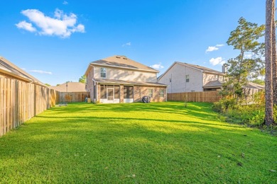 This beautiful 4 Bedroom + upstairs bonus room in the popular - photo 2