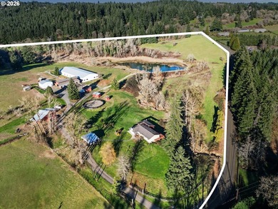 Exceptional ~36.5 acre equestrian property in a prime location - photo 2