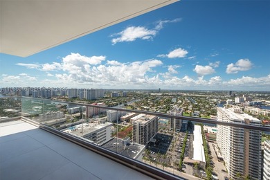 Seller motivated, Turnkey residence, South East corner on the - photo 38