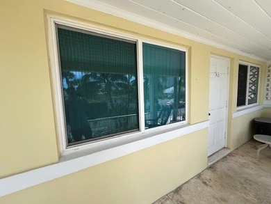 2 bedroom 1 bath. No age restrictions. 0.25 miles to the beach - photo 5