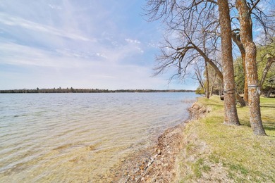 Tucked away on 6.50 private acres with an incredible 1,000 feet - photo 5