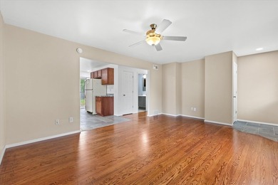 Seller has meticulously updated this home over the last few - photo 5