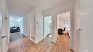 Located in one of North Huntington Beach's most desirable - photo 18