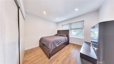 Located in one of North Huntington Beach's most desirable - photo 23
