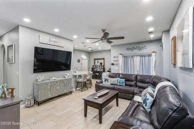 4b/3b corner-lot home in a quiet, well-kept neighborhood - photo 9