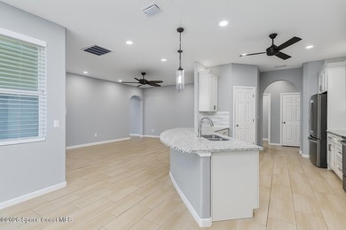 4b/3b corner-lot home in a quiet, well-kept neighborhood - photo 10