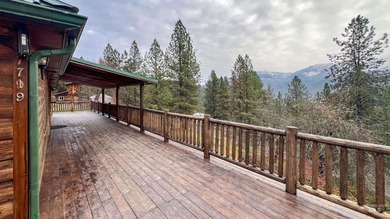 Dworshak Reservoir Home For Sale in Ahsahka Idaho