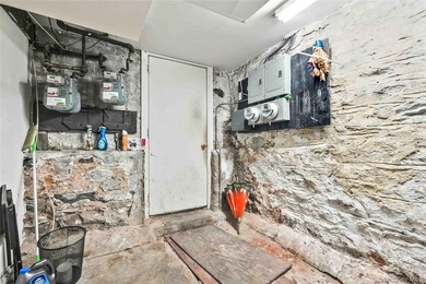 Welcome to 1431 Hancock Street, a prime Brooklyn multi-level - photo 38