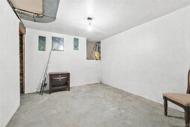Welcome to 1431 Hancock Street, a prime Brooklyn multi-level - photo 42