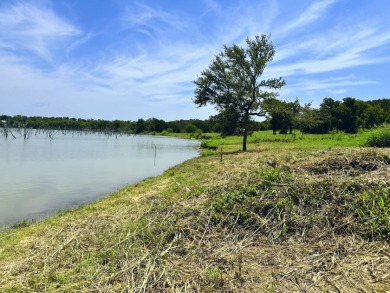 Pristine 1.09 Waterfront Lot on RC Lake! - photo 29