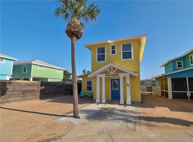 Attractive four bedrooms, 3.5 baths, free standing condo located - photo 1