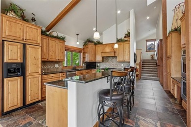 Premier location in Fox Valley at Three Peaks. This exceptional - photo 5