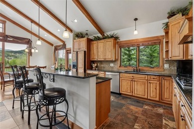 Premier location in Fox Valley at Three Peaks. This exceptional - photo 7