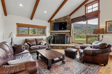 Premier location in Fox Valley at Three Peaks. This exceptional - photo 10