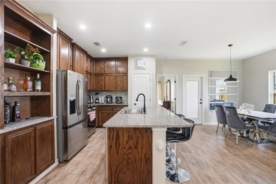 Beautiful 3-bedroom, 2-bath home in Ingleside with a bright open - photo 12
