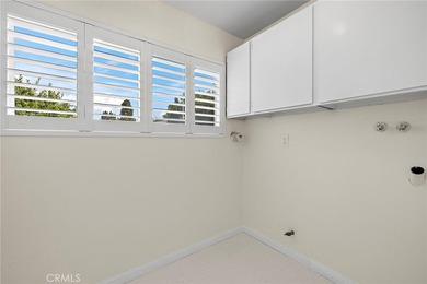 There is an effortless rhythm to this Huntington Beach residence - photo 13
