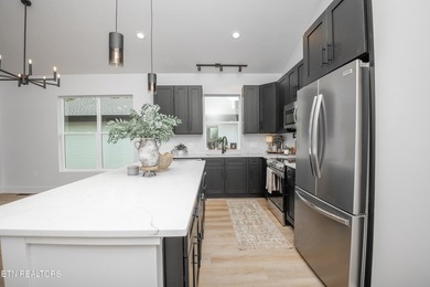 BUILDER OFFERING $10,000 in concessions for buyer expenses or - photo 14
