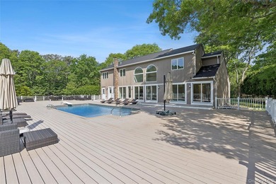 Welcome to your Private Oasis Looking for privacy with all the - photo 16
