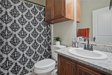 Beautiful 3-bedroom, 2-bath home in Ingleside with a bright open - photo 18