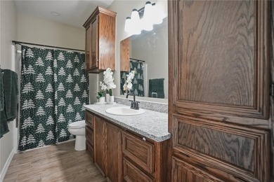 Beautiful 3-bedroom, 2-bath home in Ingleside with a bright open - photo 21