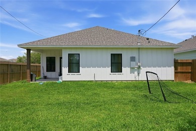 Beautiful 3-bedroom, 2-bath home in Ingleside with a bright open - photo 23