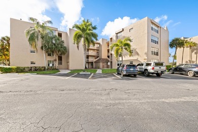 SELLER WILL PAY 1ST YEAR OF HOA FEES IN ADVANCE FOR BUYER. Take - photo 23