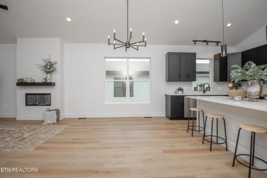 BUILDER OFFERING $10,000 in concessions for buyer expenses or - photo 24