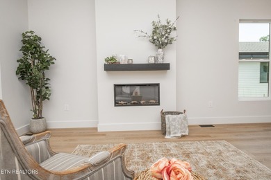 BUILDER OFFERING $10,000 in concessions for buyer expenses or - photo 25