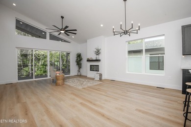 BUILDER OFFERING $10,000 in concessions for buyer expenses or - photo 28