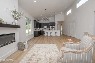 BUILDER OFFERING $10,000 in concessions for buyer expenses or - photo 31